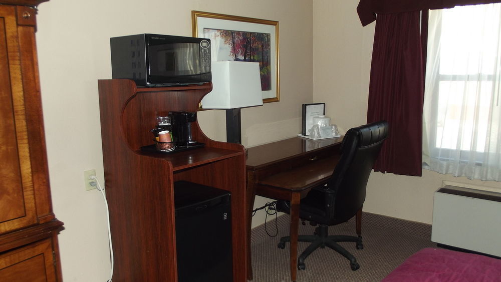Douglas Inn And Conference Center Luaran gambar