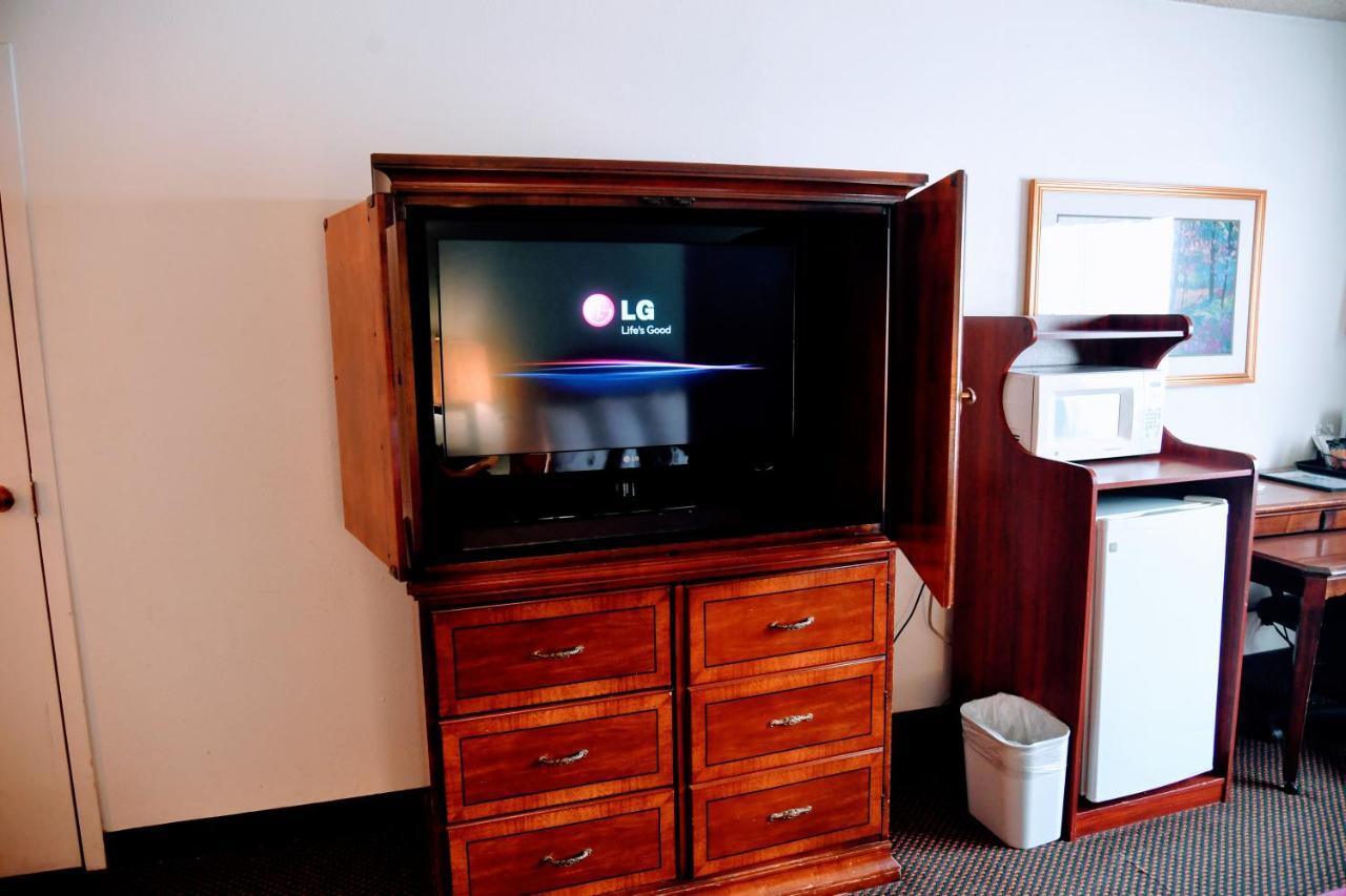 Douglas Inn And Conference Center Luaran gambar